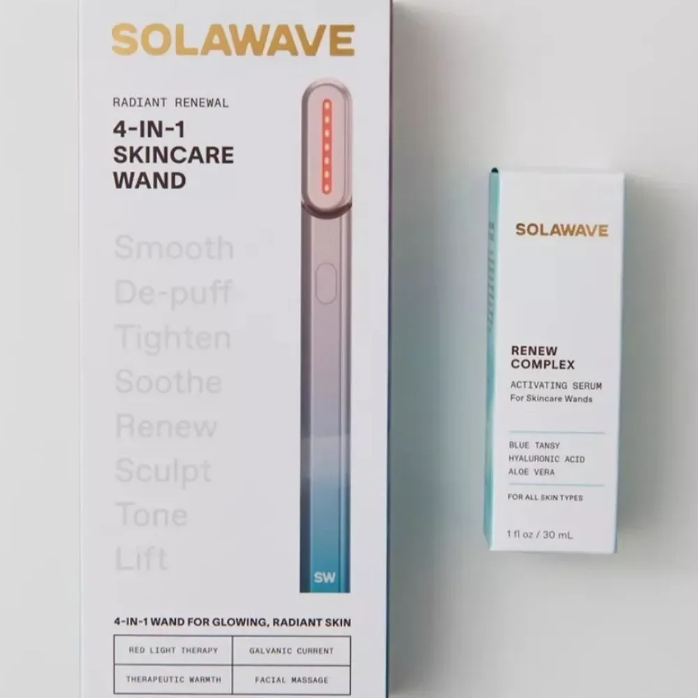 Solawave Advanced 4-In-1 Skincare‎ Wand & Activating Serum Kit